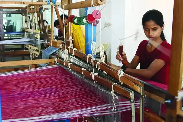 Kunbi Weavers