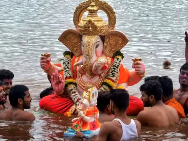 155223-ganesh-visarjan-2023-pti-image