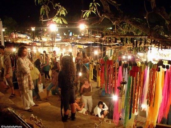 48996_goa_saturday_night_market