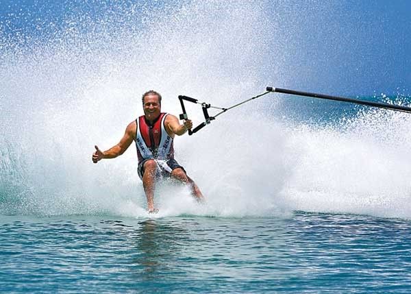 waterskiing-in-goa
