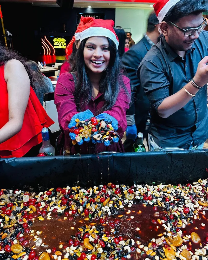 Ankita-at-cakemixing-ceremony-at-Strike-Casino