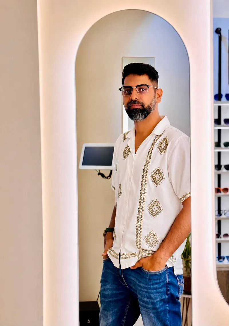 Ashwin D'Souza - Proprietor and Chief Optometrist (2)