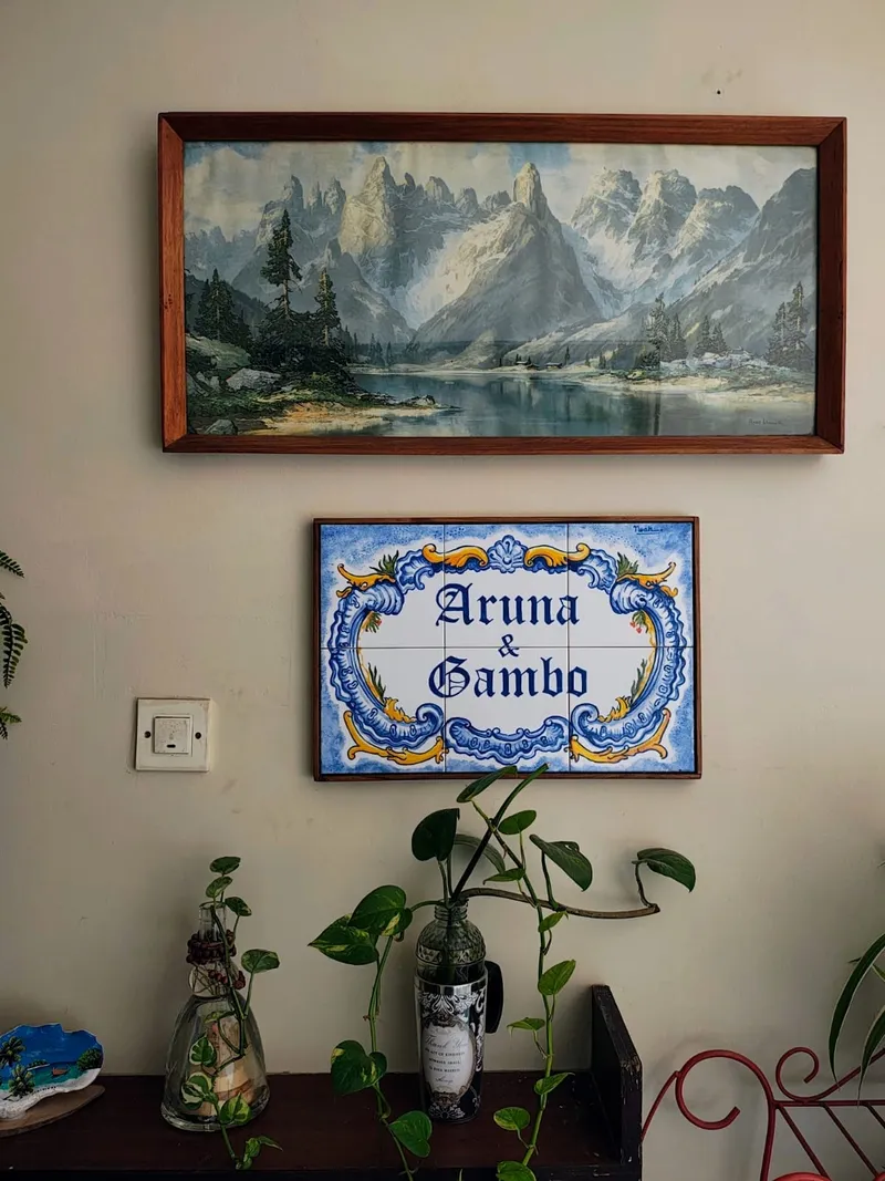 Azulejos adorning Goan interiors (1)