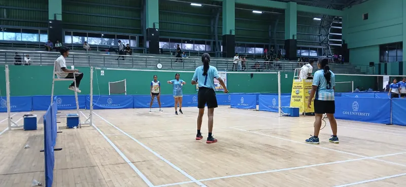 Badminton