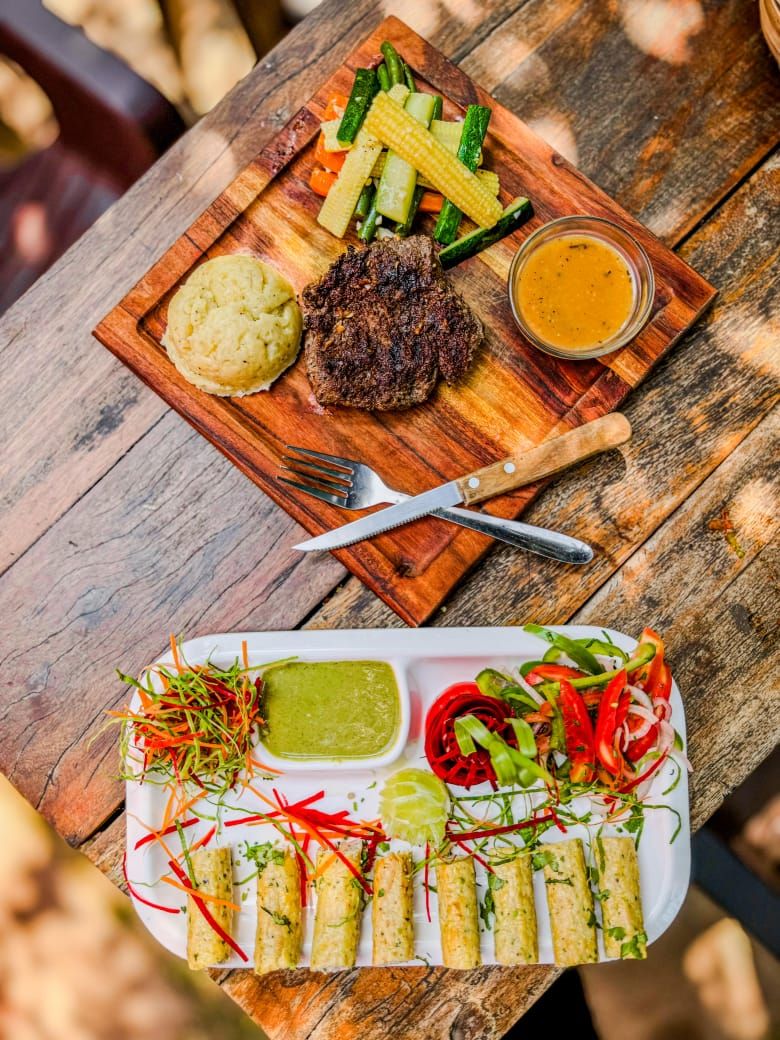 Beef-tenderloin-steak-and-seekh-kabab