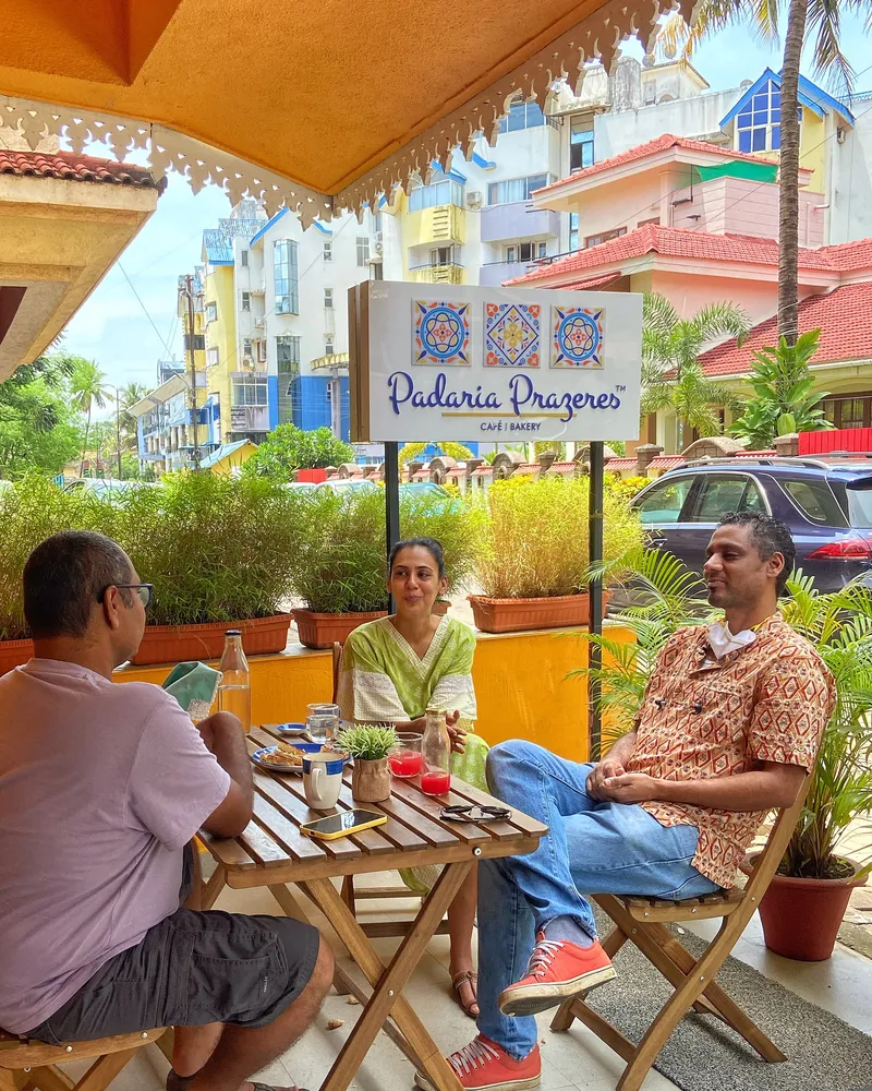 Cafe exteriors 1