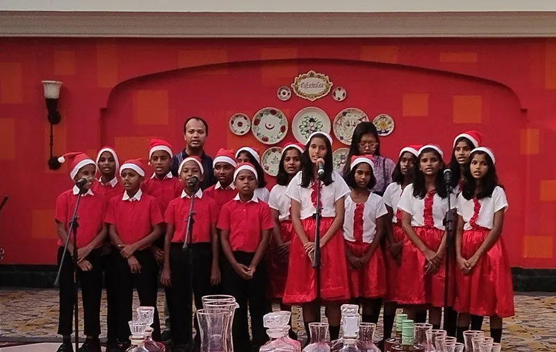 Carol-Singing-by-children-from-El-Shaddai-Charitable-Trust