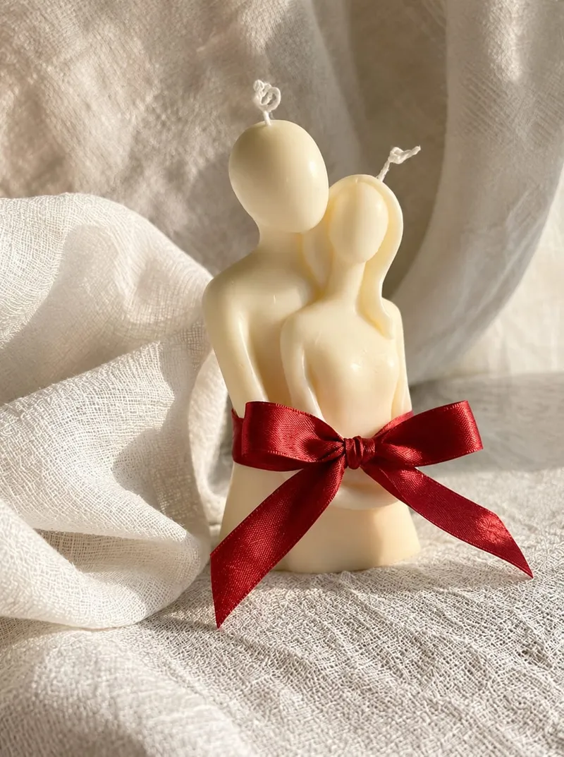 Couple Sculpture Candle Minimalist handcrafted couple candle symbolizing love, warmth, and togetherness