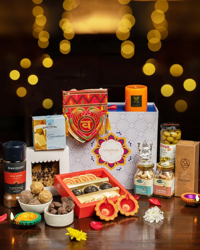 Exclusively Curated Gift Hampers