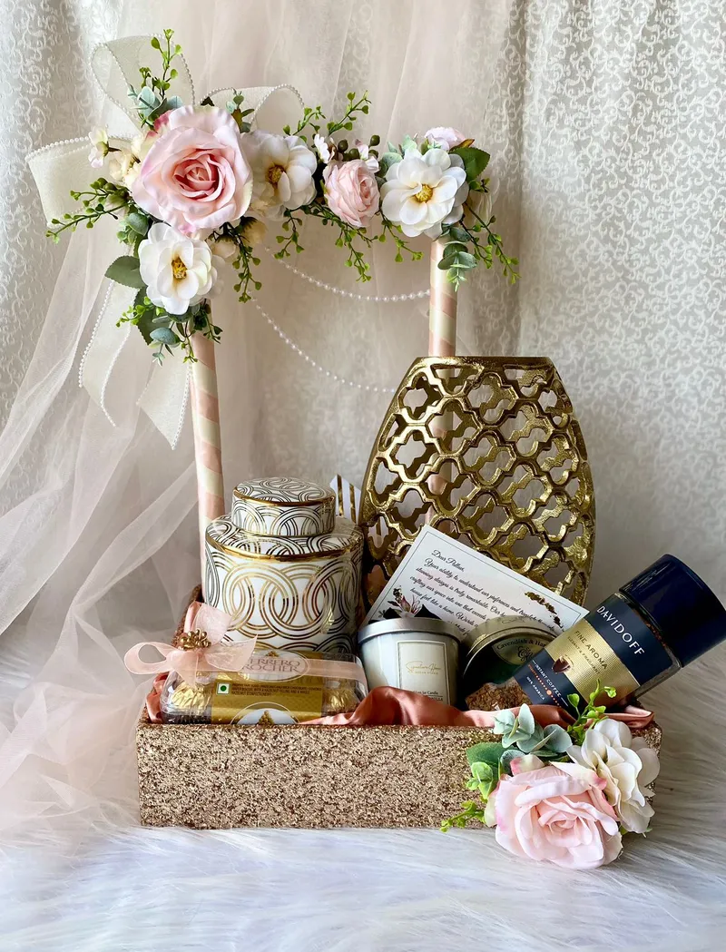 Exquisitely curated Gift Hamper