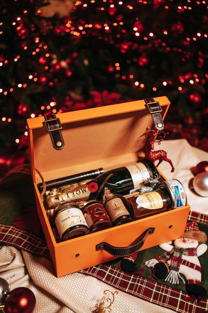 Festive-Gift-Hampers-1
