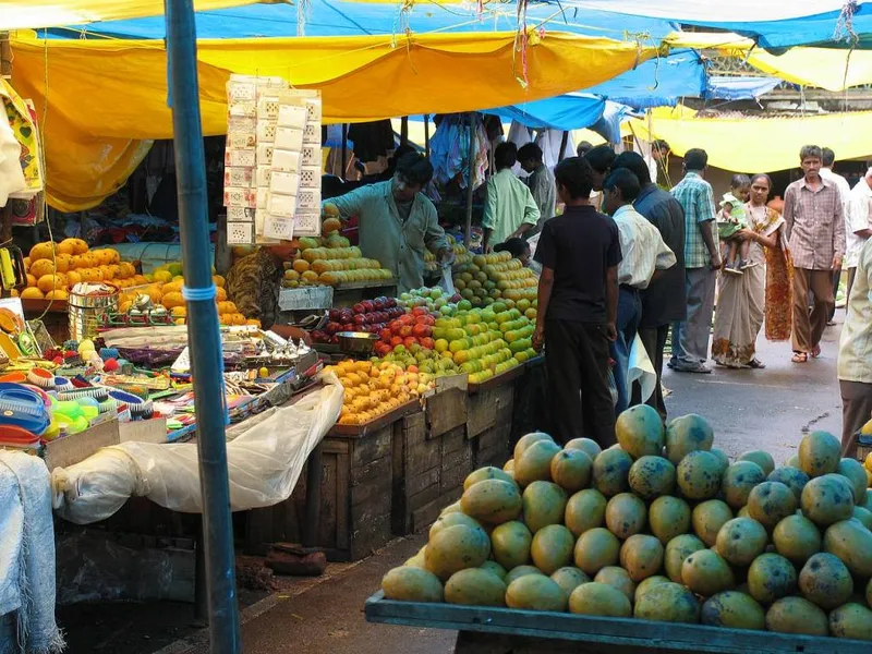India-market-fruit-Ponda