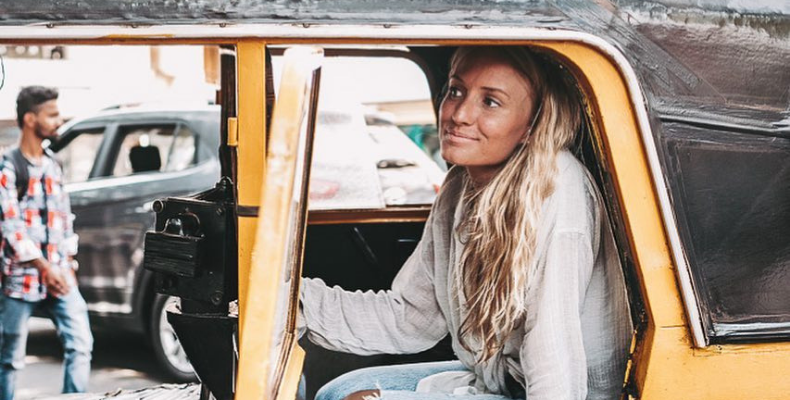 Jones in a rickshaw in Mapusa on blog