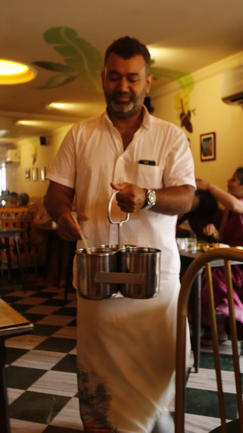 Karan Manavalan, Chef and Owner in action