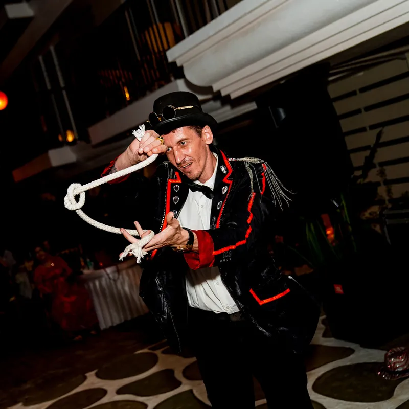 Magician (1)