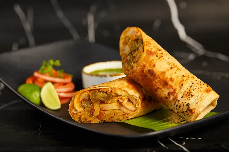 Nizams Paneer Aloo Roll (1)