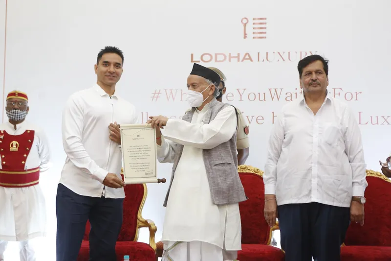 Other Image- Luke Coutinho felicitated for Maharashtra Leadership Award 2022 for his contribution in the field of Integrative and Lifestyle Medicine by Hon. Governor Bhagat Singh Kaushyari (3)