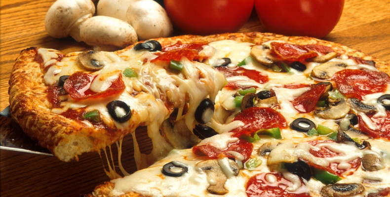 American-Italian and wood-fired pizza places in porvorim