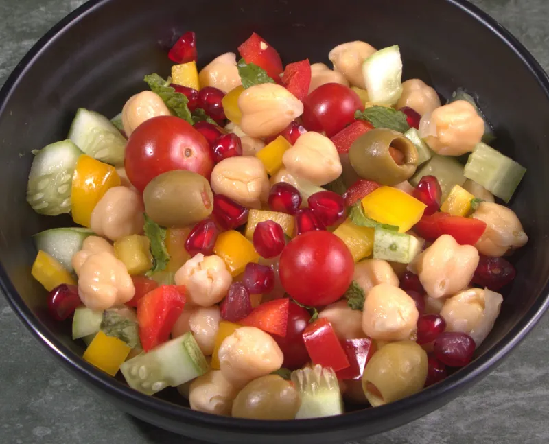 Power-Punch-Bowl_-Mediterranean-chickpea-salad-with-an-organic-Italian-lime-and-mint-vinaigrette