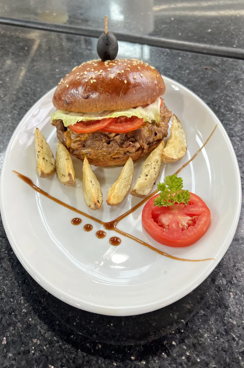 Pulled Jackfruit Burger
