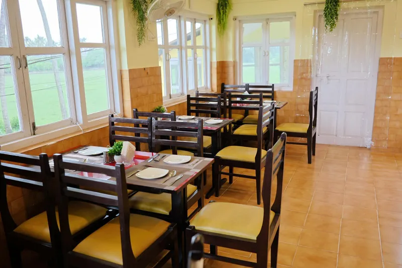 Restaurant Ambience (1)