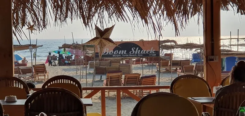 SUNBED-OUTSIDE-BOOM-SHACK-1