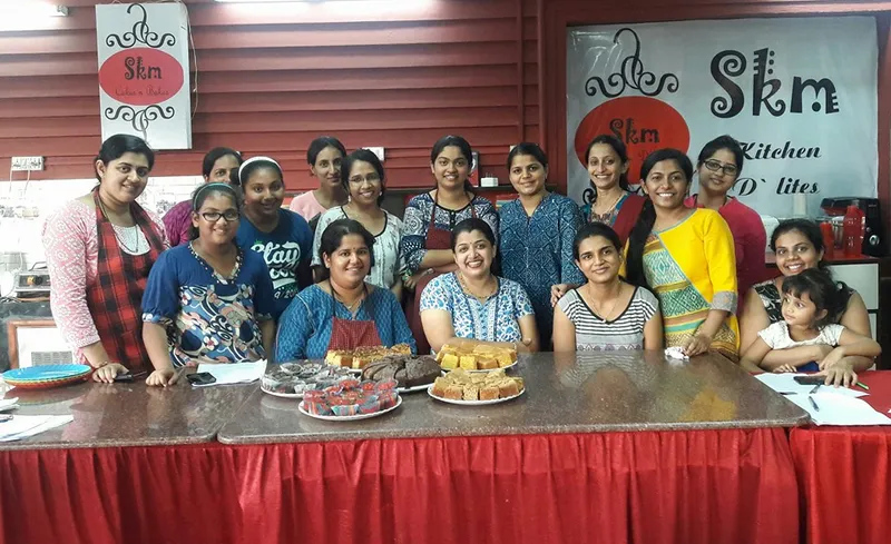 Sandhya-with-a-batch-of-students-at-her-institute