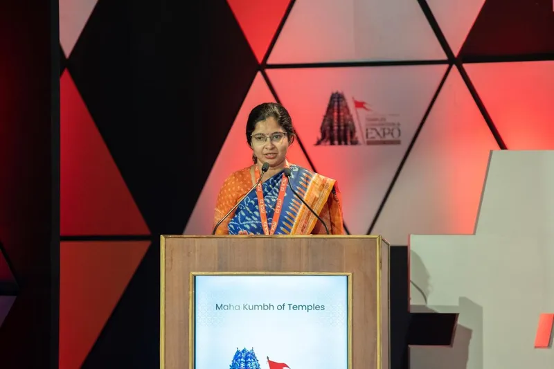 Speaking about Goa at Temple Expo, Kashi (1)