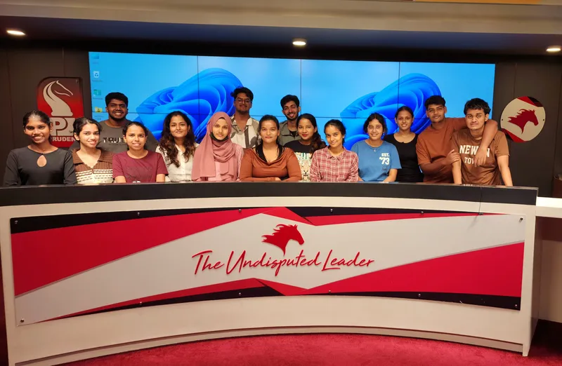 Students at the Prudent Studio