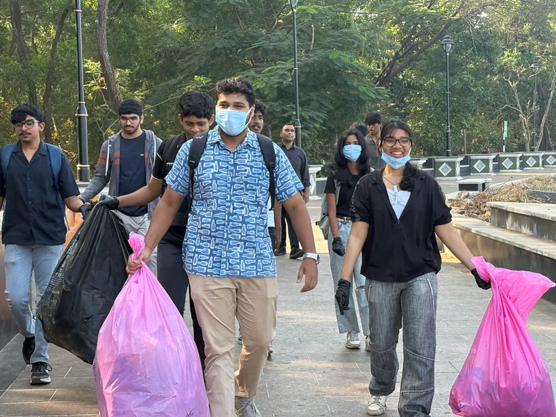 Students during the clean up