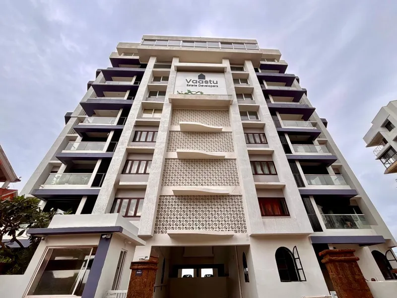 Vaastu Hanging Gardens, Built to stand tall. Designed to stay timeless (1)
