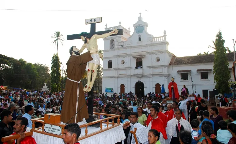 big_67281_FEAST-PROCESSION