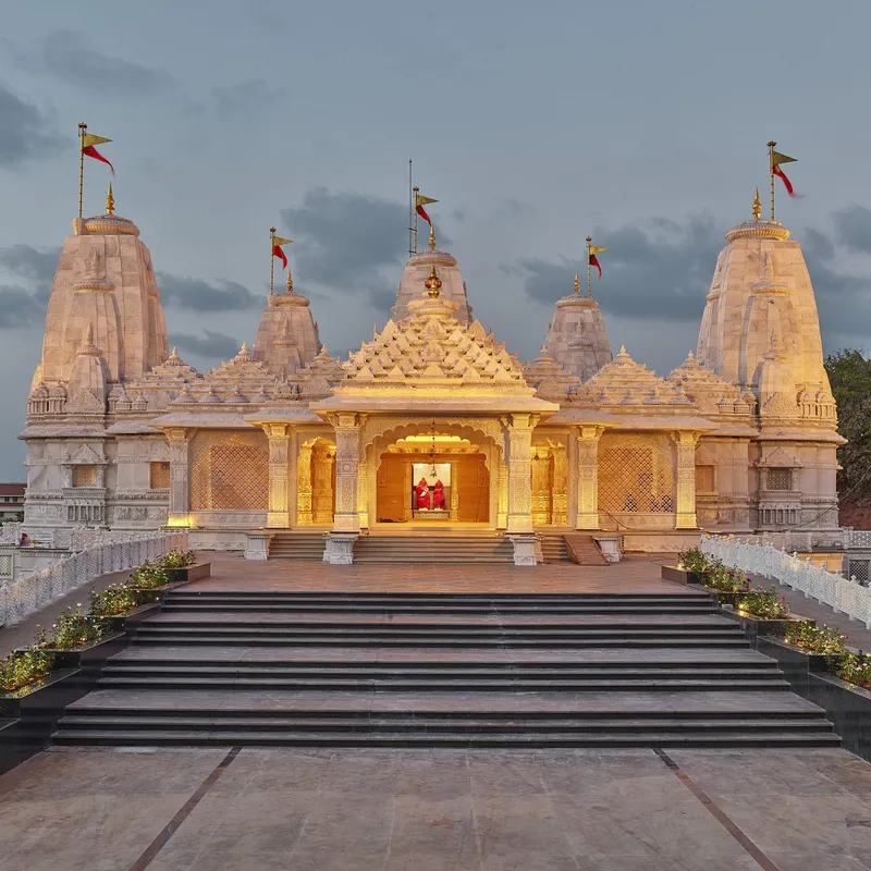birla-temple-from-outside