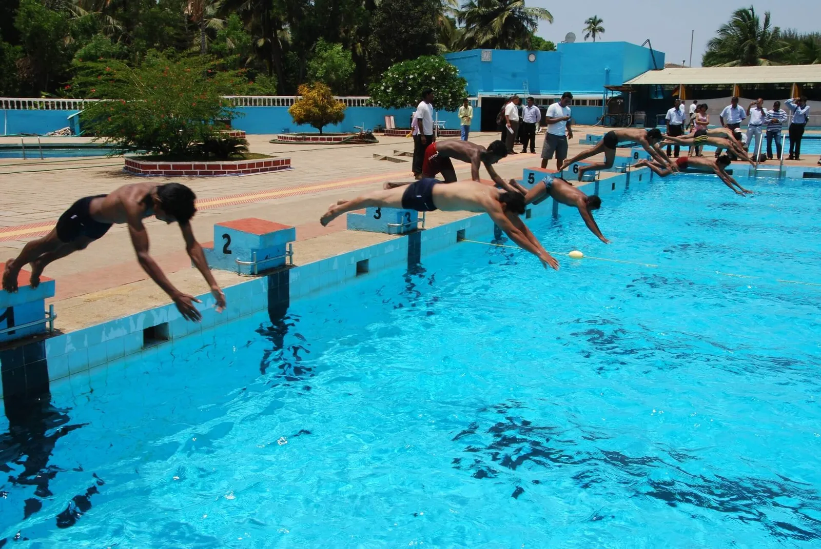 campal_swimming_pool-min