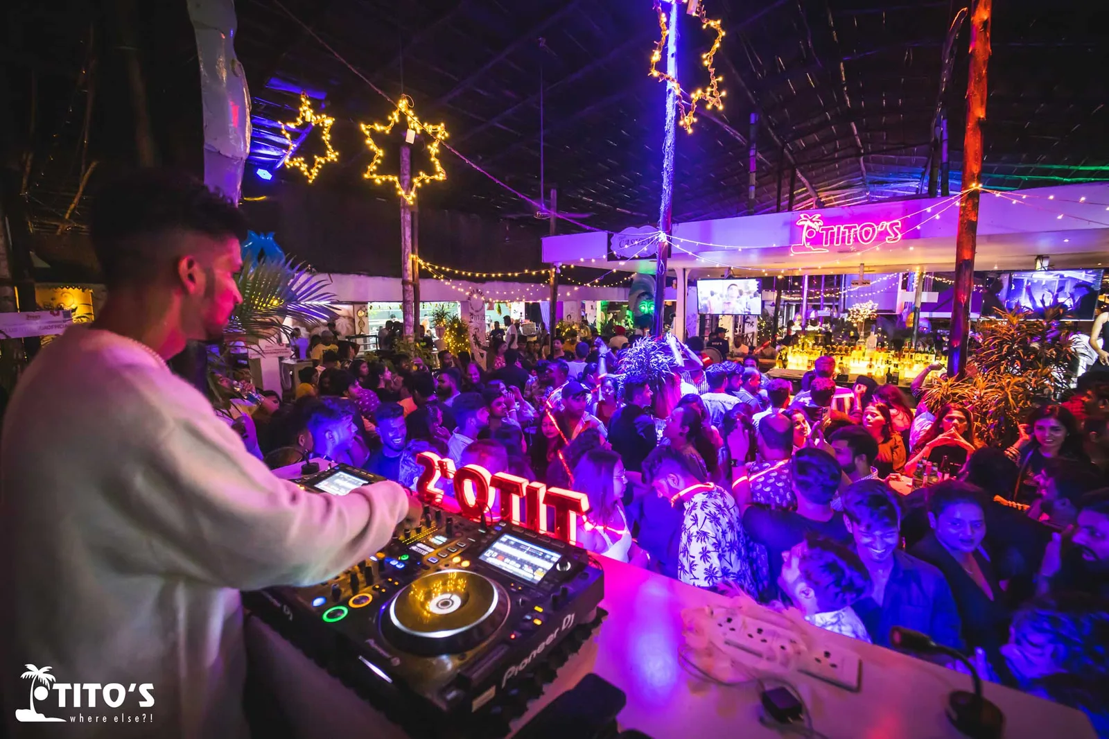 club-titos-djs