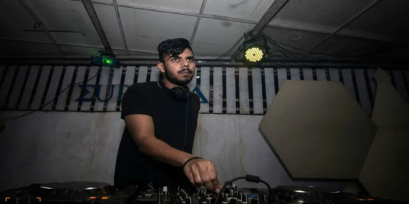dj-for-hire-in-goa