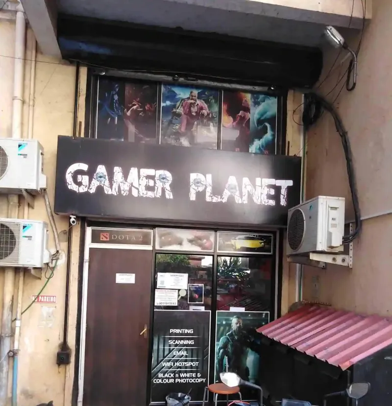 gamer-planet-1