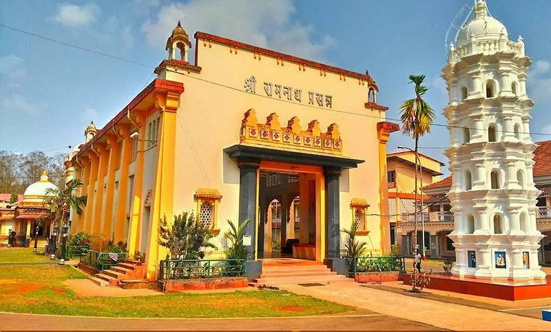 grand-temple-entrance