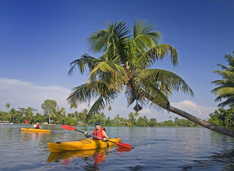 kerala-kayaking