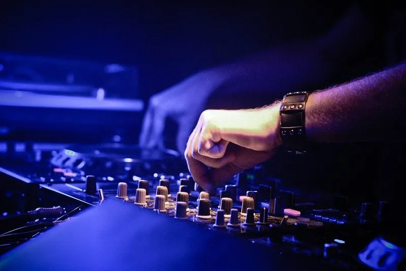 net-level-djs-min