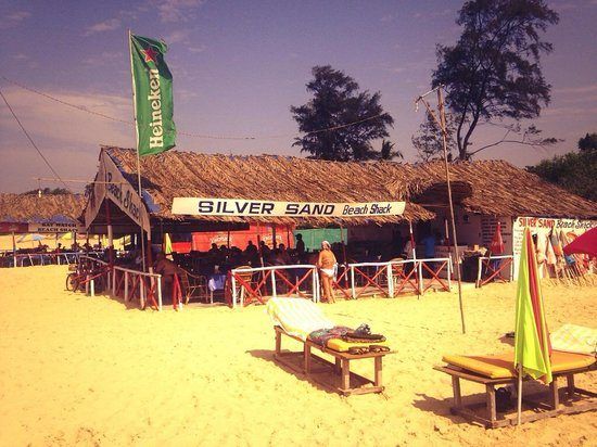 silver-sand-beach-shack-min