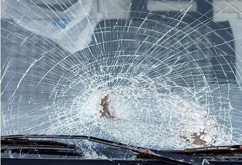 smashed-windscreen